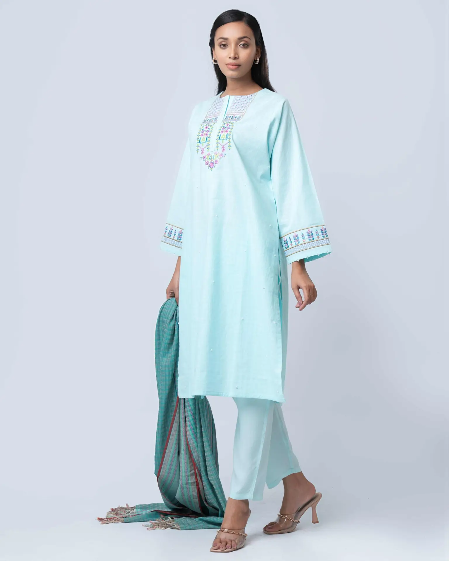 Aqua Essence Three-Piece Set