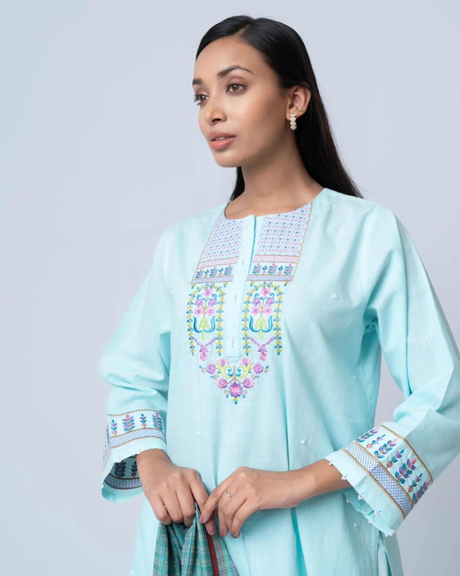 Aqua Essence Three-Piece Set